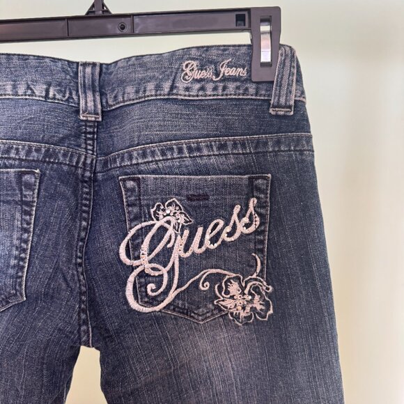 Guess Jeans - Picture 3 of 5